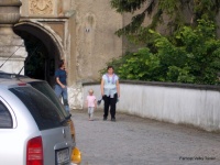 img00017.jpg